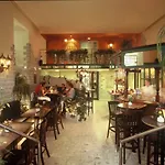 Hostel Jugendgaestehaus St.-michaels-heim *