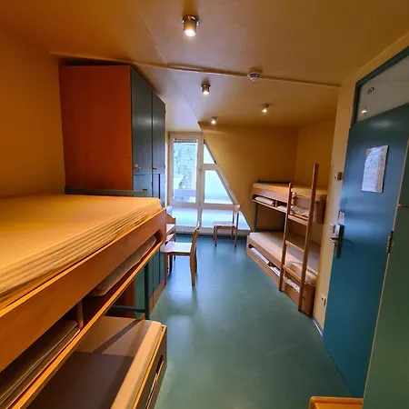 Hostel Jugendgaestehaus St.-michaels-heim