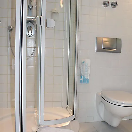 Hostel Jugendgaestehaus St.-michaels-heim *