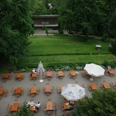 Hostel Jugendgaestehaus St.-michaels-heim