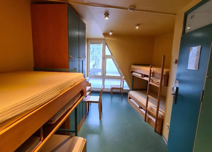 Hostal Jugendgaestehaus St.-michaels-heim