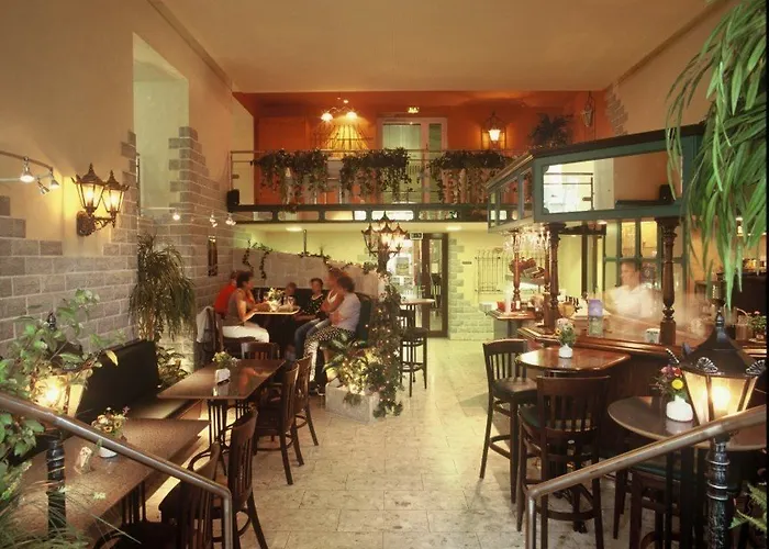 Hostal Jugendgaestehaus St.-michaels-heim *