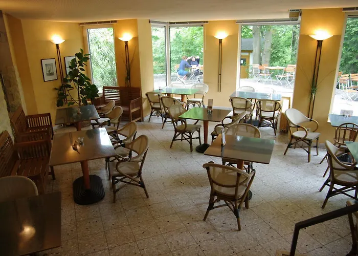 Jugendgaestehaus St.-michaels-heim Hostal *